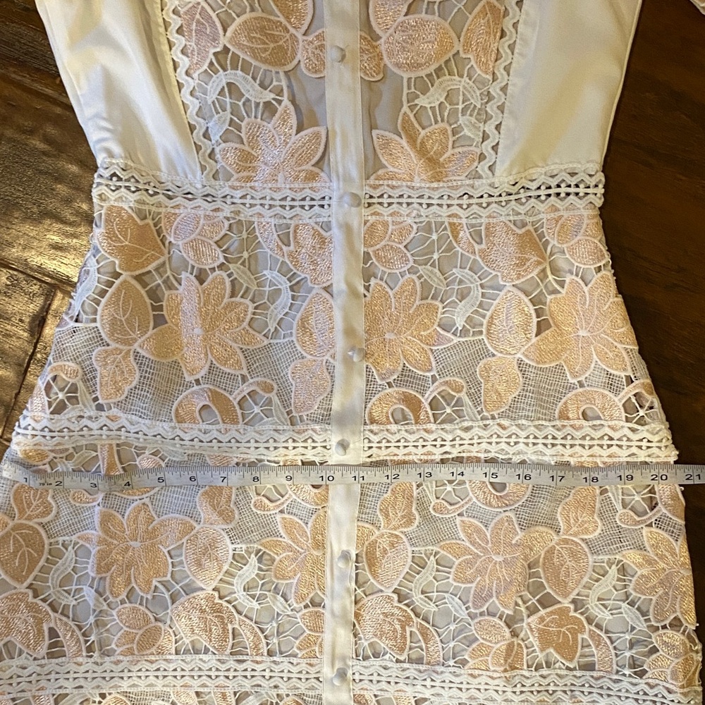 NWT Han Qing Mu Mu Elegant Retro Lace Cutout Ivory & Peach Midi Dress Size 2 - Picture 12 of 15